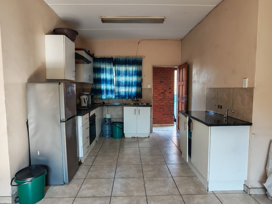 2 Bedroom Property for Sale in Rustenburg Central North West